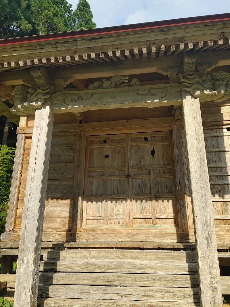 高尾山根の神社