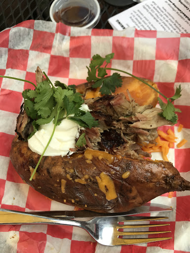 Barbecue Restaurant «Hubba Hubba Smokehouse», reviews and photos, 2724 Greenville Hwy, Flat Rock, NC 28731, USA