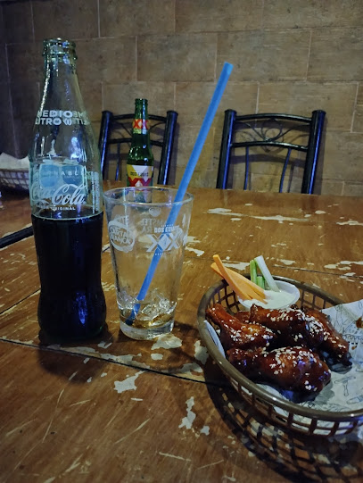 WINGS AND BEERS - C. 26 199, entre 21 Y 23, 97860 Ticul, Yuc., Mexico