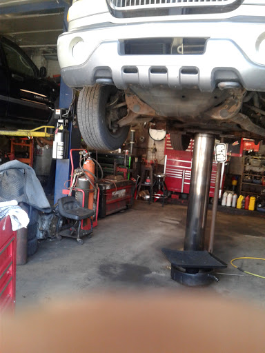 Used Car Dealer «Neighborhood Motor Mart LLC», reviews and photos, 1015 Penn Ave, Pittsburgh, PA 15221, USA