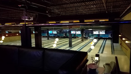 Bowling Alley «Strike Ten Lanes & Lounge», reviews and photos, 800 E Nerge Rd, Roselle, IL 60172, USA