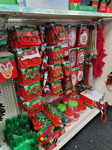 Dollar Store «Dollar Tree», reviews and photos, 1539 Lehigh St, Allentown, PA 18103, USA