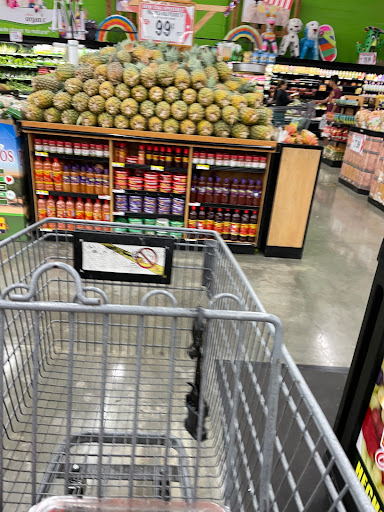 Grocery Store «Superior Grocers», reviews and photos, 9801 Laurel Canyon Blvd, Pacoima, CA 91331, USA