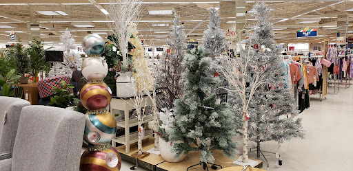 Department Store «Marshalls & HomeGoods», reviews and photos, 6128 Grand Ave, Gurnee, IL 60031, USA