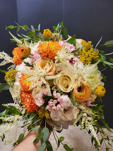 Florist «Foti Flowers At Yuess Gardens», reviews and photos, 406 3rd St, Newburgh, NY 12550, USA