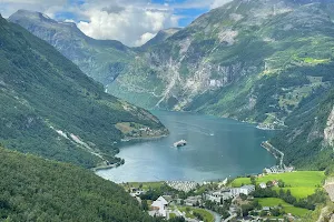 Geiranger Skysslag image