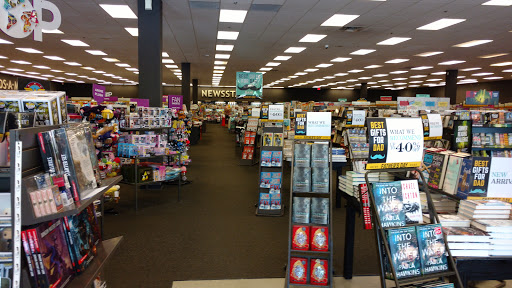 Book Store «Books-A-Million», reviews and photos, 3005 Clarendon Blvd, New Bern, NC 28562, USA