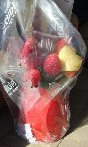 Gift Shop «Edible Arrangements», reviews and photos, 3304 Coit Rd #300, Plano, TX 75023, USA