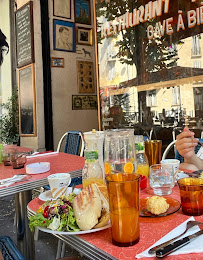 Plats et boissons du Restaurant Monsieur Madame café à Marseille - n°2