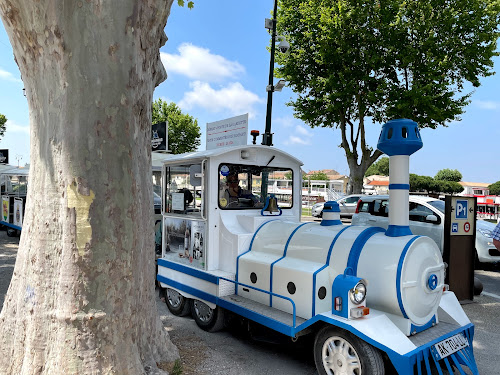 Petit train d’Aigues-Mortes à Aigues-Mortes