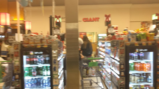 Grocery Store «Giant Food Stores», reviews and photos, 2350 Susquehanna Rd, Roslyn, PA 19001, USA