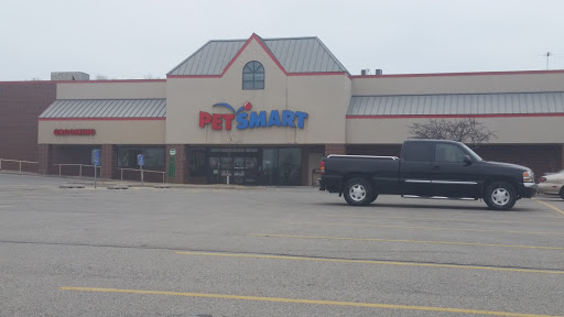 Pet Supply Store «PetSmart», reviews and photos, 5050 SE 14th St, Des Moines, IA 50320, USA