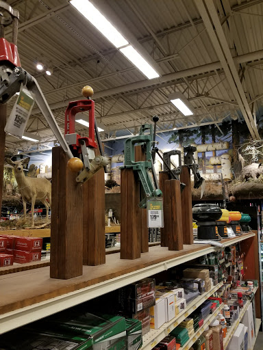 Sporting Goods Store «Bass Pro Shops», reviews and photos, 1000 Basspro Dr, Houston, TX 77047, USA