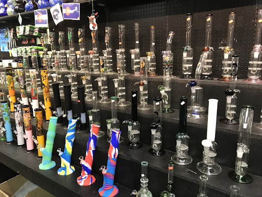 Pipe Supplier «Highlander Smoke Shop», reviews and photos, 802 16th St, Greeley, CO 80603, USA