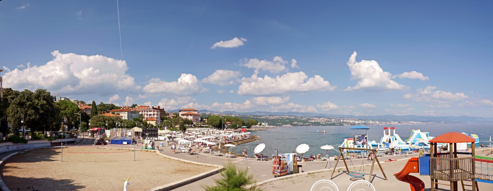 Photo de Slatina beach et le règlement