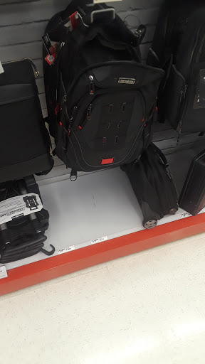 Office Supply Store «Staples», reviews and photos, 128 Sunset Blvd, New Castle, DE 19720, USA