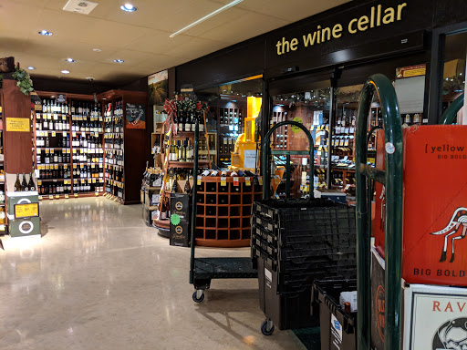 Grocery Store «Safeway», reviews and photos, 4831 Point Fosdick Dr NW, Gig Harbor, WA 98335, USA