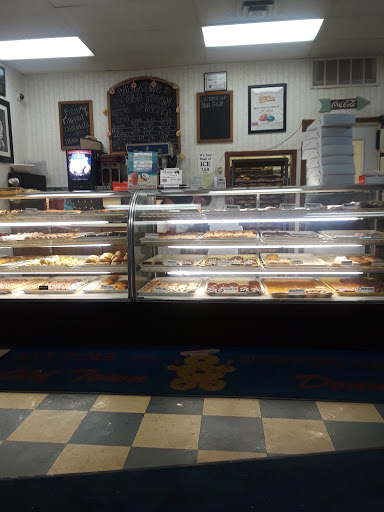 Donut Shop «Old Town Donuts», reviews and photos, 508 S New Florissant Rd, Florissant, MO 63031, USA