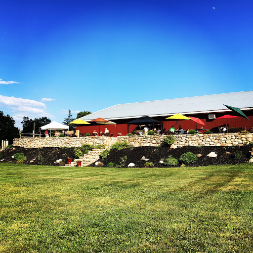 Winery «Christopher Jacobs Winery at Pennings Vineyards (Seasonally Open May-Oct)», reviews and photos, 320 Crawford St, Pine Bush, NY 12566, USA