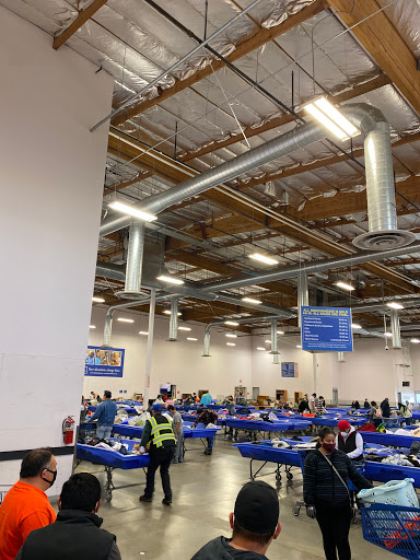 Non-Profit Organization «Goodwill Outlet», reviews and photos, 5950 NE 122nd Ave, Portland, OR 97230, USA