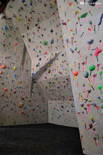 Gym «North Summit Climbing Gym», reviews and photos, 481 Bushkill Plaza Ln, Wind Gap, PA 18091, USA