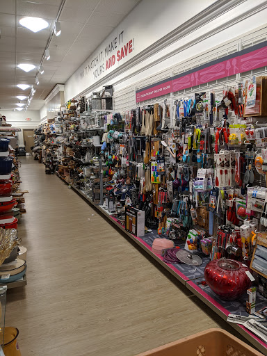 Home Goods Store «HomeGoods», reviews and photos, 7937 113th St, Seminole, FL 33772, USA