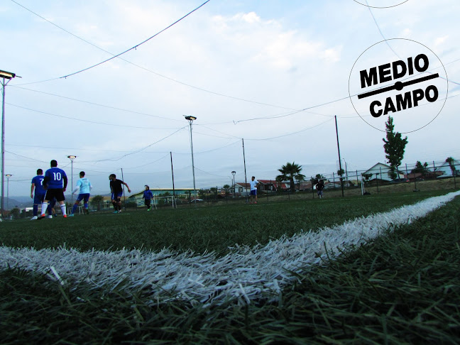 Opiniones de Complejo Deportivo Medio Campo en Quilpué - Campo de fútbol