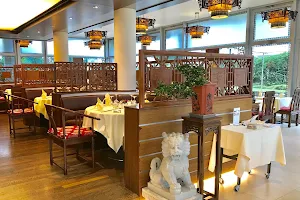 Restaurant Shangri-La image