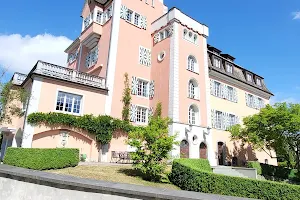 Schule Schloss Kefikon image