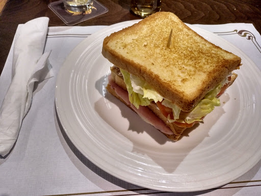 Información y opiniones sobre Cafeteria Restaurante Jumbo de Oviedo