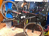 Reparación de bicicletas C&M Competition