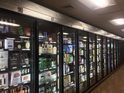 Liquor Store «Lafayette Wine & Liquor», reviews and photos, 30 Lafayette Sq, Vernon, CT 06066, USA