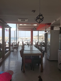 Atmosphère du Restaurant La Capitainerie des Goudes à Marseille - n°7