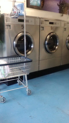 Laundromat «Laundry Heaven», reviews and photos, 5207 Elkhorn Blvd, Sacramento, CA 95842, USA