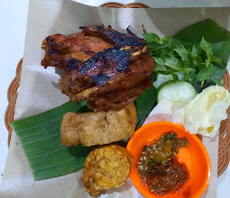 Ayam Bakar Larasati photo