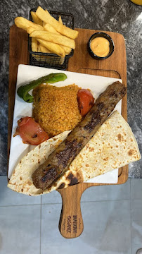 Kebab du Restaurant Brasserie Elegance Istanbul à Lens - n°4