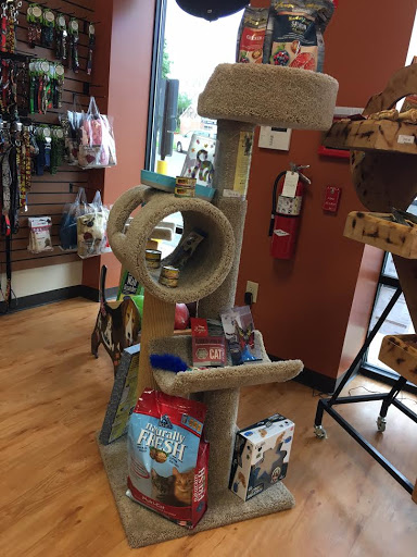 Pet Supply Store «EarthWise Pet Supply & Grooming», reviews and photos, 245 Fries Mill Rd, Blackwood, NJ 08012, USA