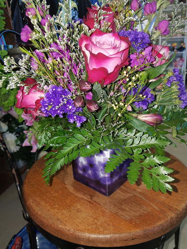 Florist «Around the Corner Florist», reviews and photos, 6003 Main St, Lula, GA 30554, USA