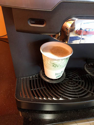 Mercedes Benz Dealer «Mercedes-Benz of Natick», reviews and photos, 253 N Main St, Natick, MA 01760, USA