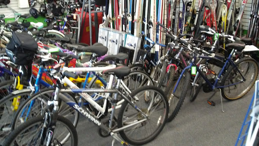 Sporting Goods Store «Play It Again Sports», reviews and photos, 7499 W Layton Ave, Greenfield, WI 53220, USA