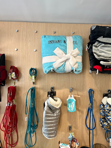 Pet Supply Store «Dog Bar», reviews and photos, 1684 Jefferson Ave, Miami Beach, FL 33139, USA