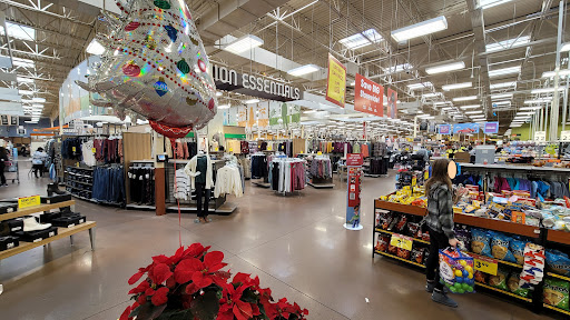 Grocery Store «King Soopers Marketplace», reviews and photos, 15051 E 104th Ave, Commerce City, CO 80022, USA