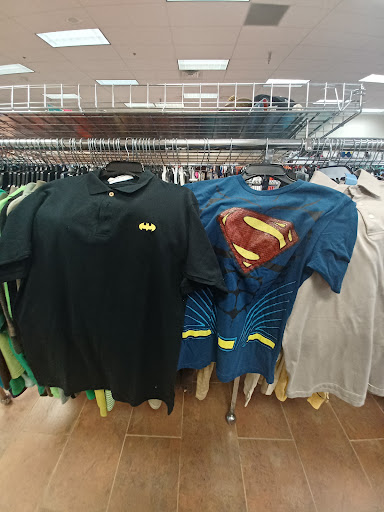 Shopping Mall «Gateway Shopping Center», reviews and photos, 1030 U.S. 9, Parlin, NJ 08859, USA