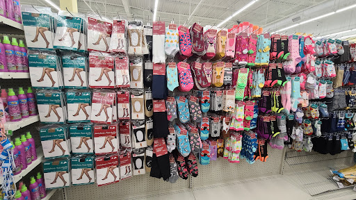 Home Goods Store «Tuesday Morning», reviews and photos, 8120 Wiles Rd, Coral Springs, FL 33067, USA