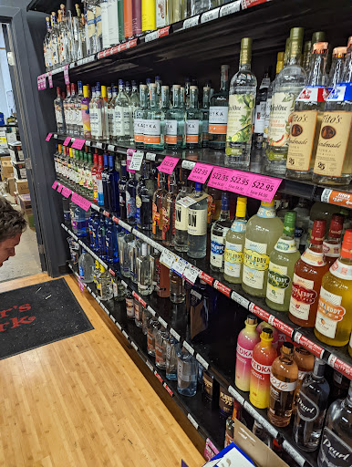 Liquor Store «11th Avenue Liquor», reviews and photos, 1040 SE Hawthorne Blvd, Portland, OR 97214, USA
