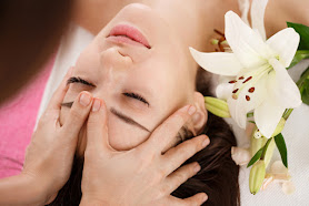 Saeng Daw Holistic Thai Massage