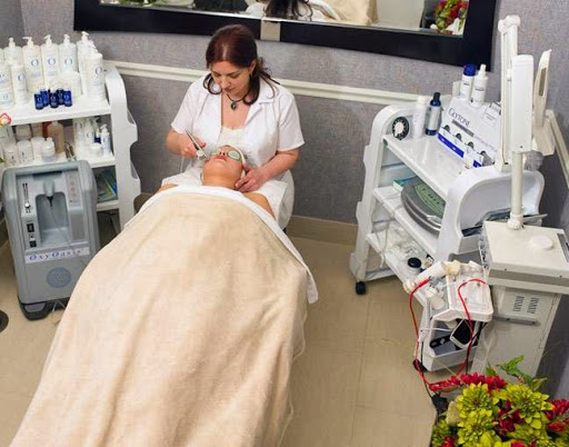 Medical Spa «Pigalle Salon & MedSpa», reviews and photos, 30687 Southfield Rd, Southfield, MI 48076, USA