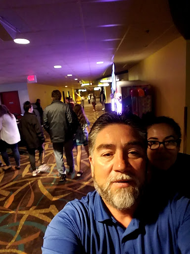 Movie Theater «Regal Cinemas Ronkonkoma 9», reviews and photos, 565 Portion Rd, Ronkonkoma, NY 11779, USA