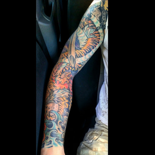 Tattoo Shop «The Gilded Lily Tattoos», reviews and photos, 2429 Mission St C, Santa Cruz, CA 95060, USA