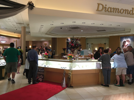 Jewelry Store «Jared The Galleria of Jewelry», reviews and photos, 16070 W Bluemound Rd, Brookfield, WI 53005, USA